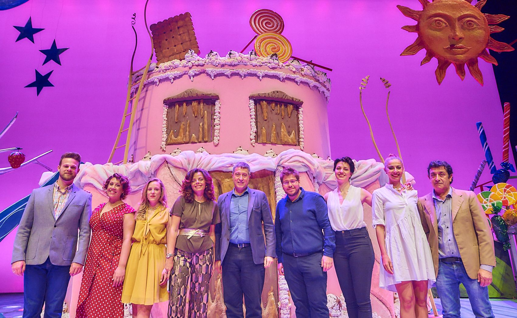 la aventura de hansel y gretel llega a opera de tenerife